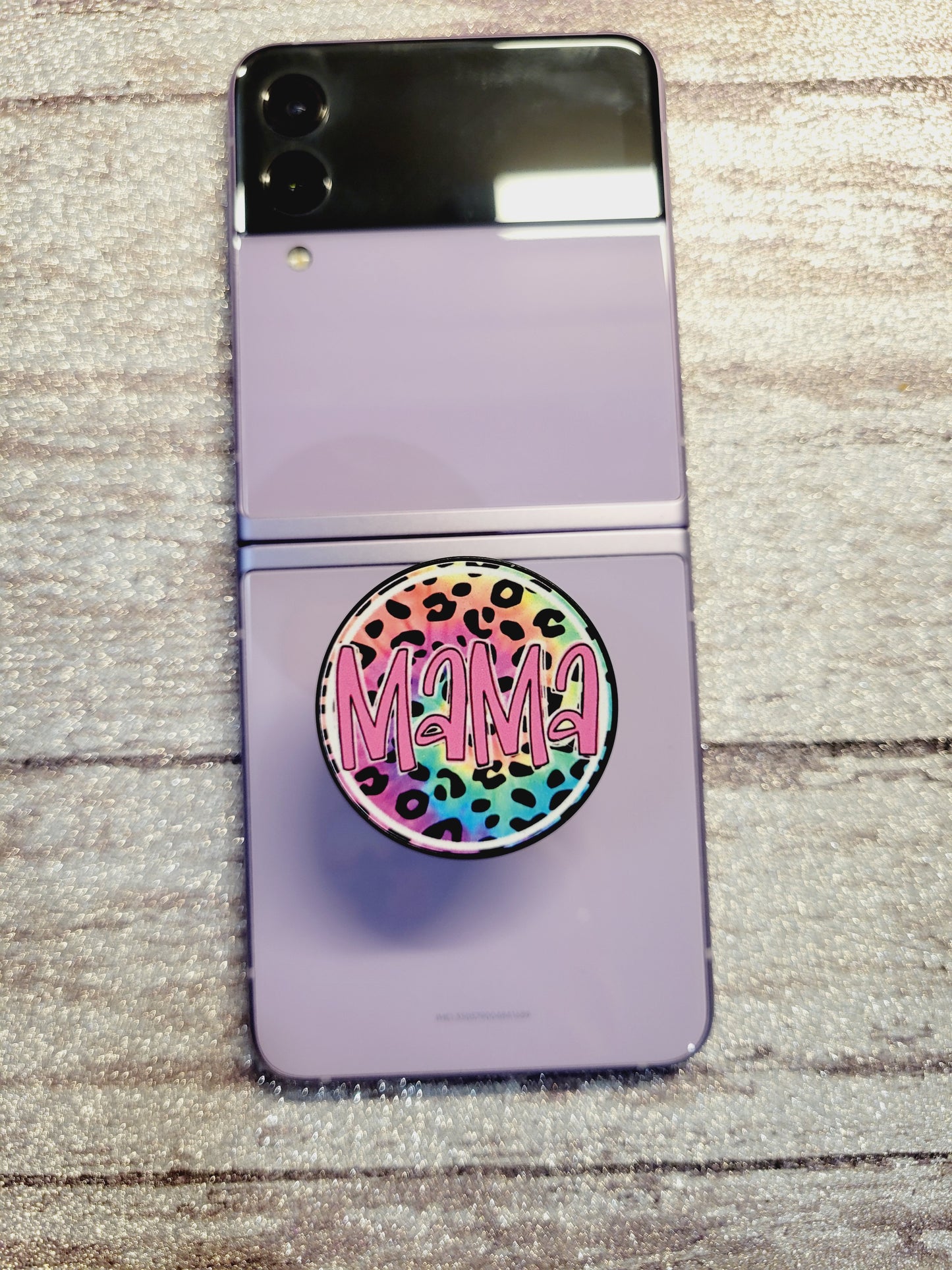Mama colorful cheetah phone grip