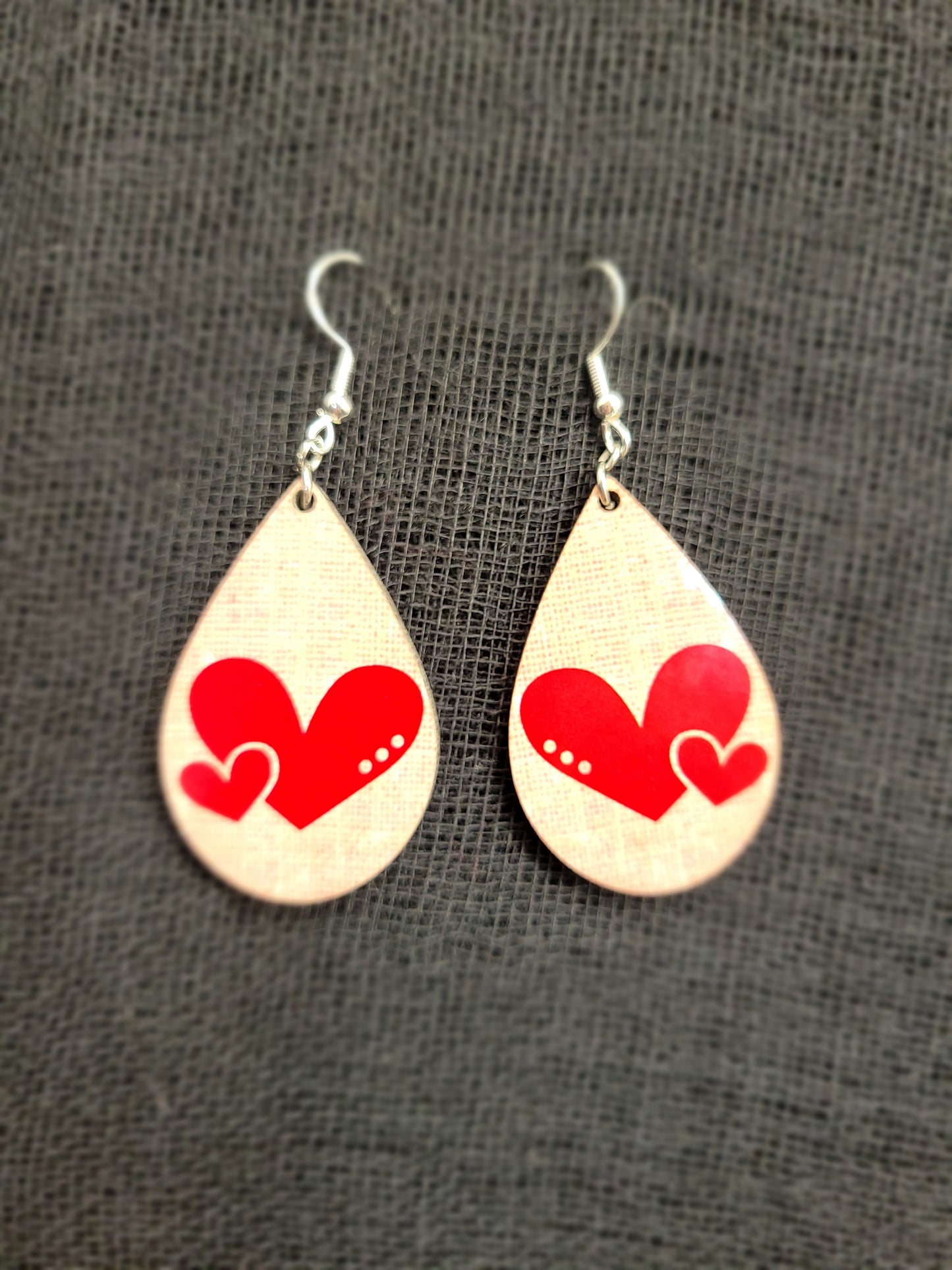 Kissing gnomes Valentine Earrings
