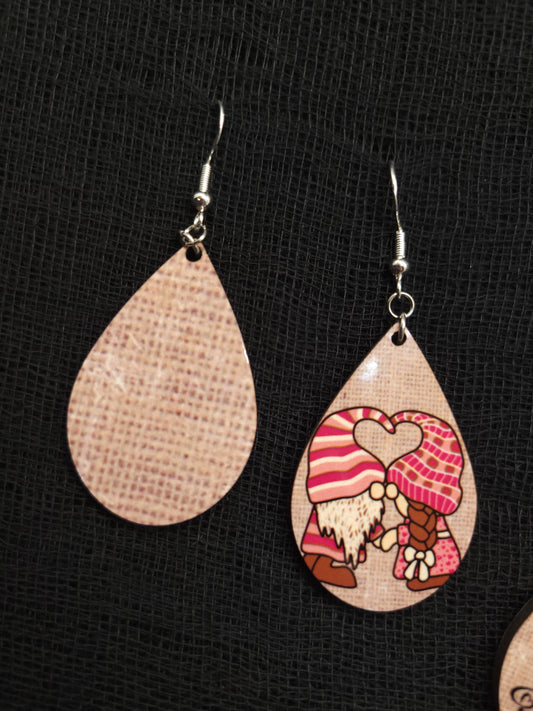 Gnomes in love Valentine Earrings